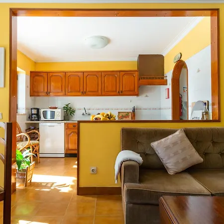 Holiday home Schoenes In Mit Privatem Pool Colares
